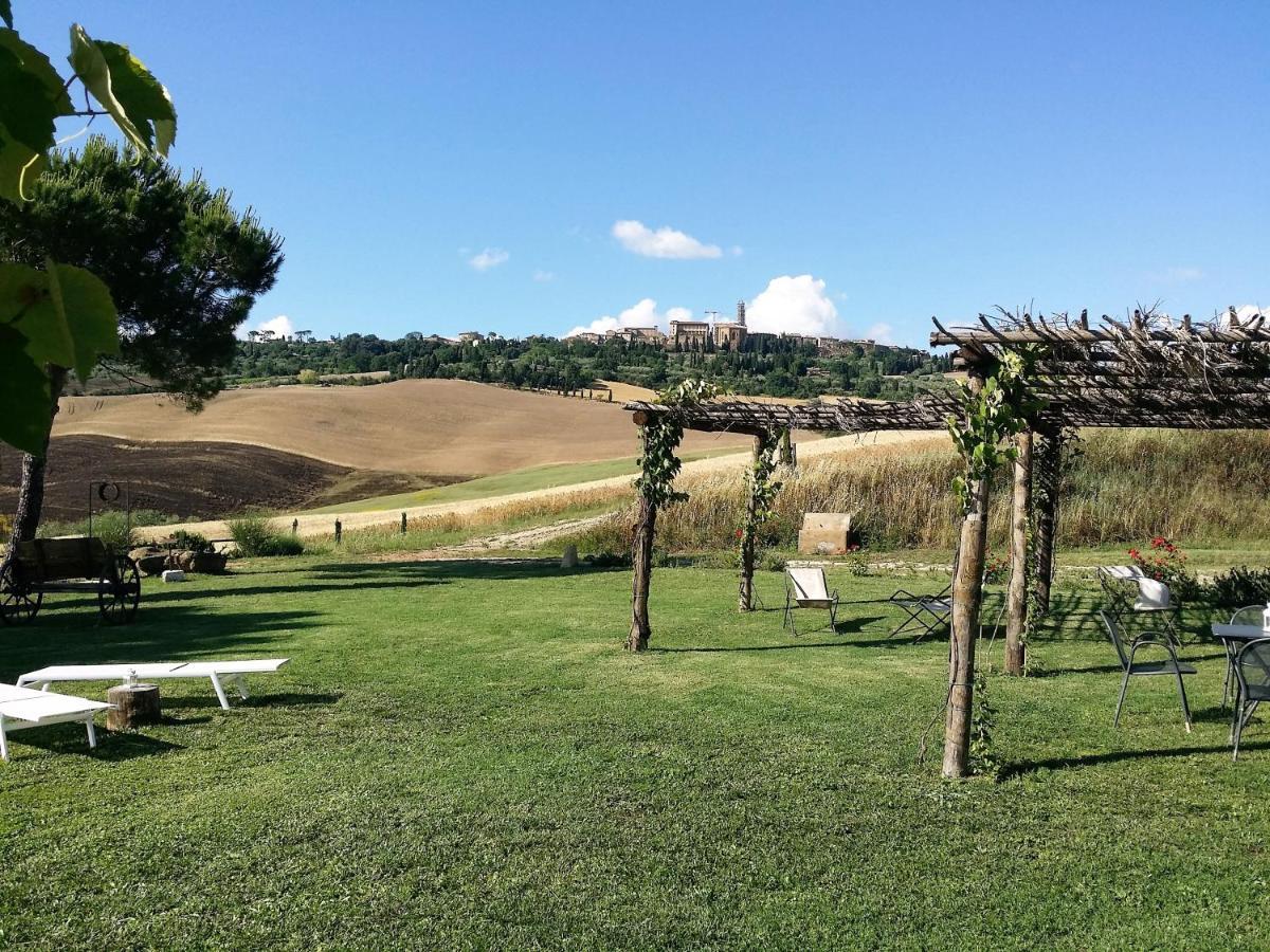 Agriturismo Il Casalino Пиенца Екстериор снимка