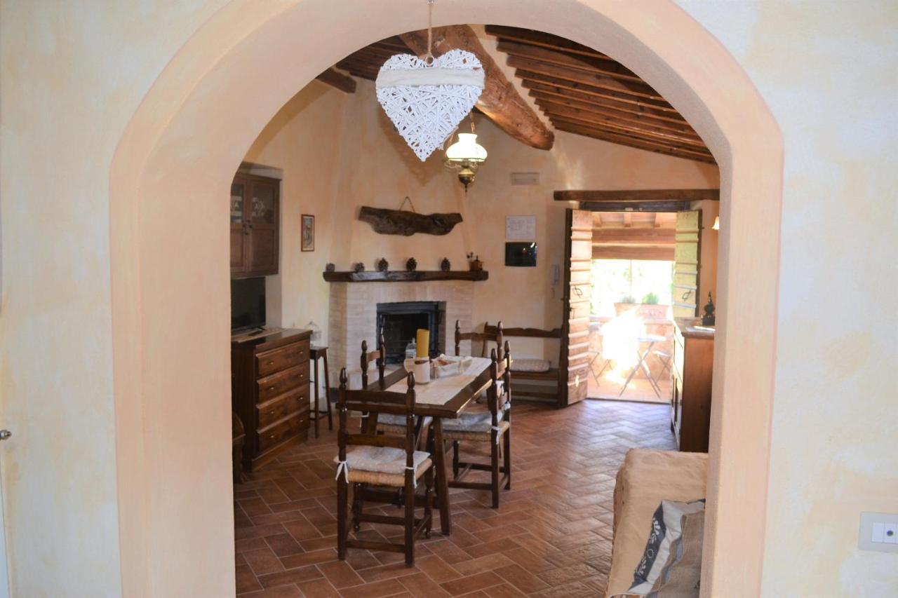 Agriturismo Il Casalino Пиенца Екстериор снимка