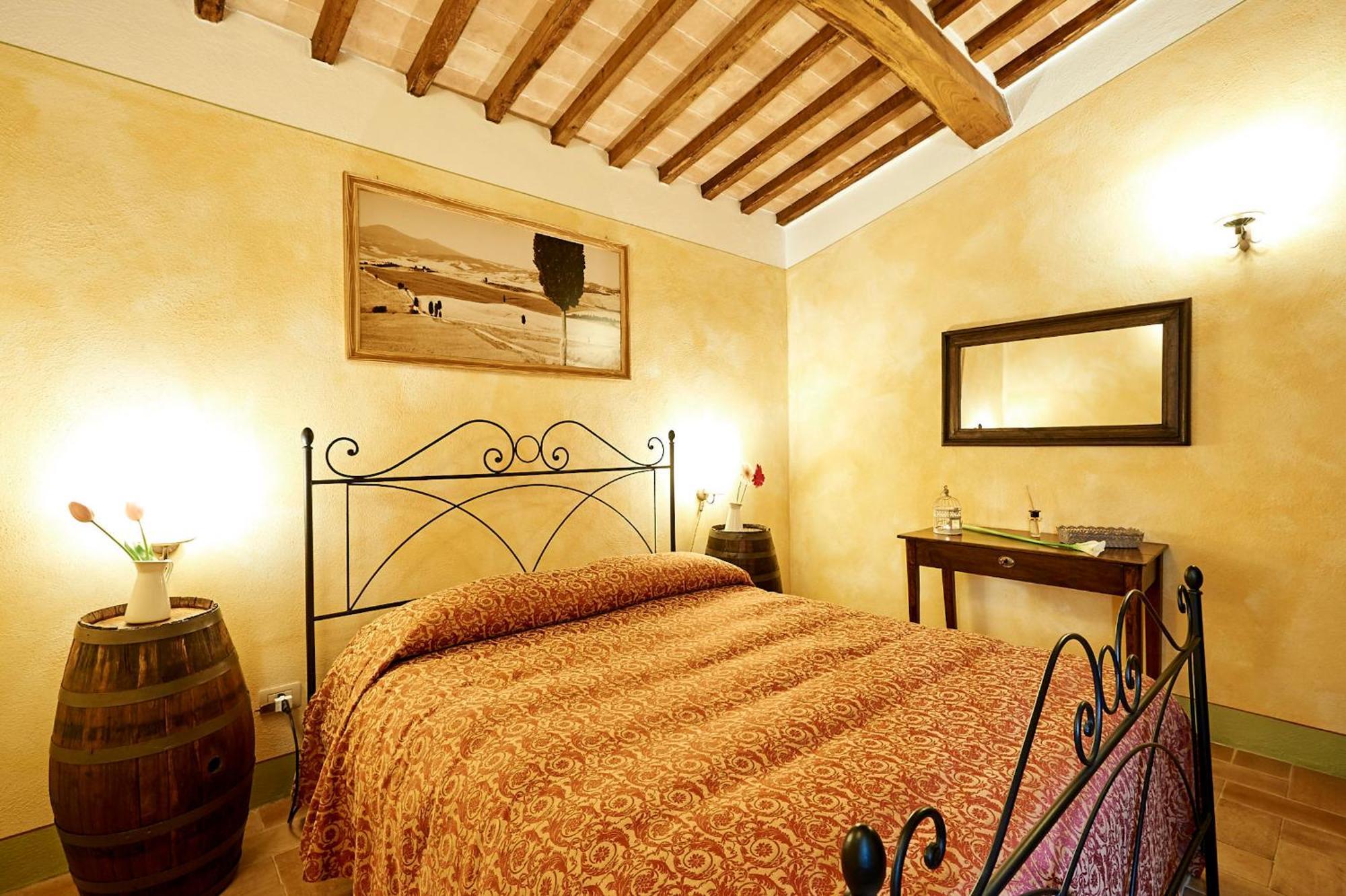 Agriturismo Il Casalino Пиенца Екстериор снимка